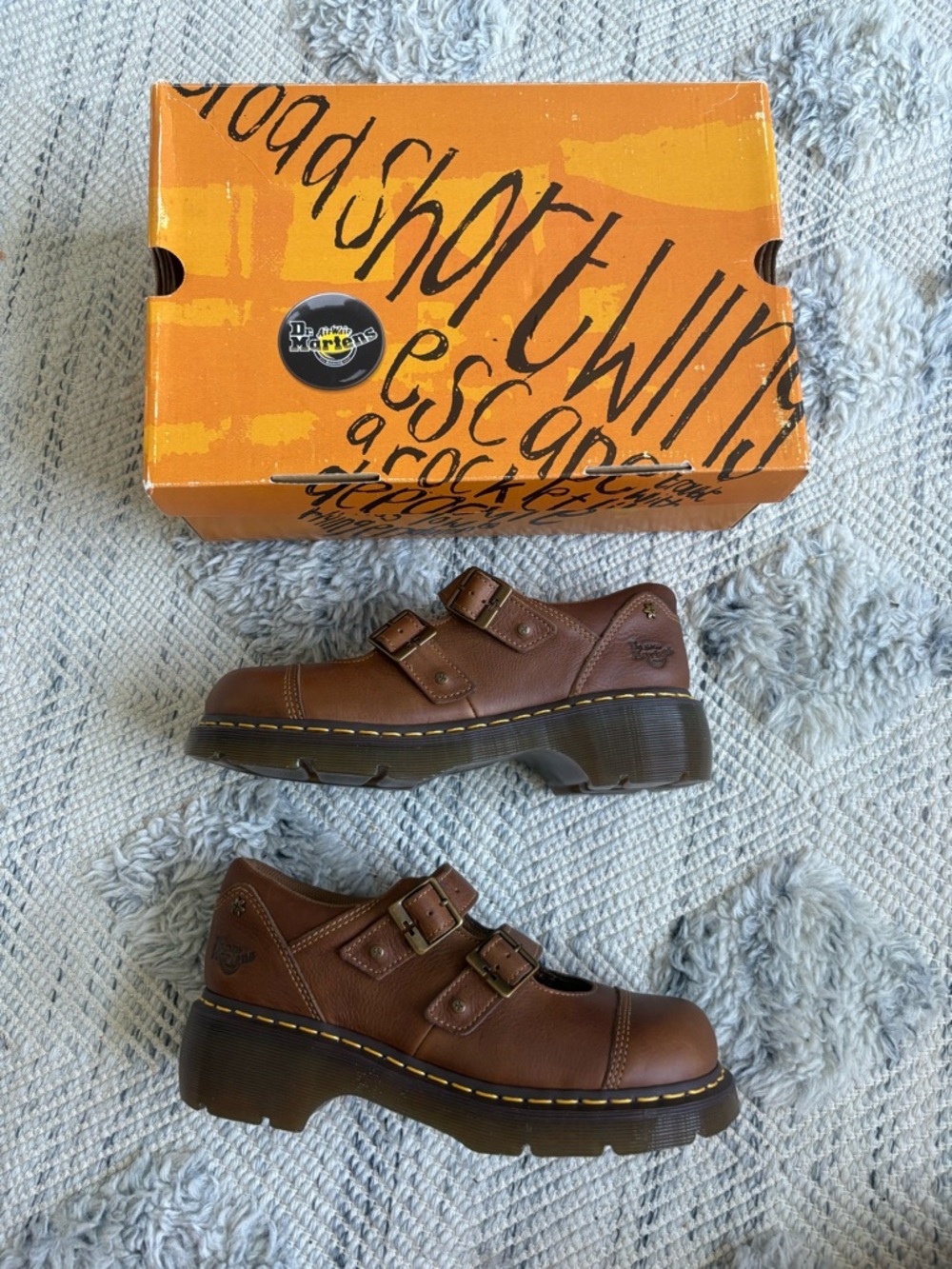 Dr. Martens - Picture 2 of 11
